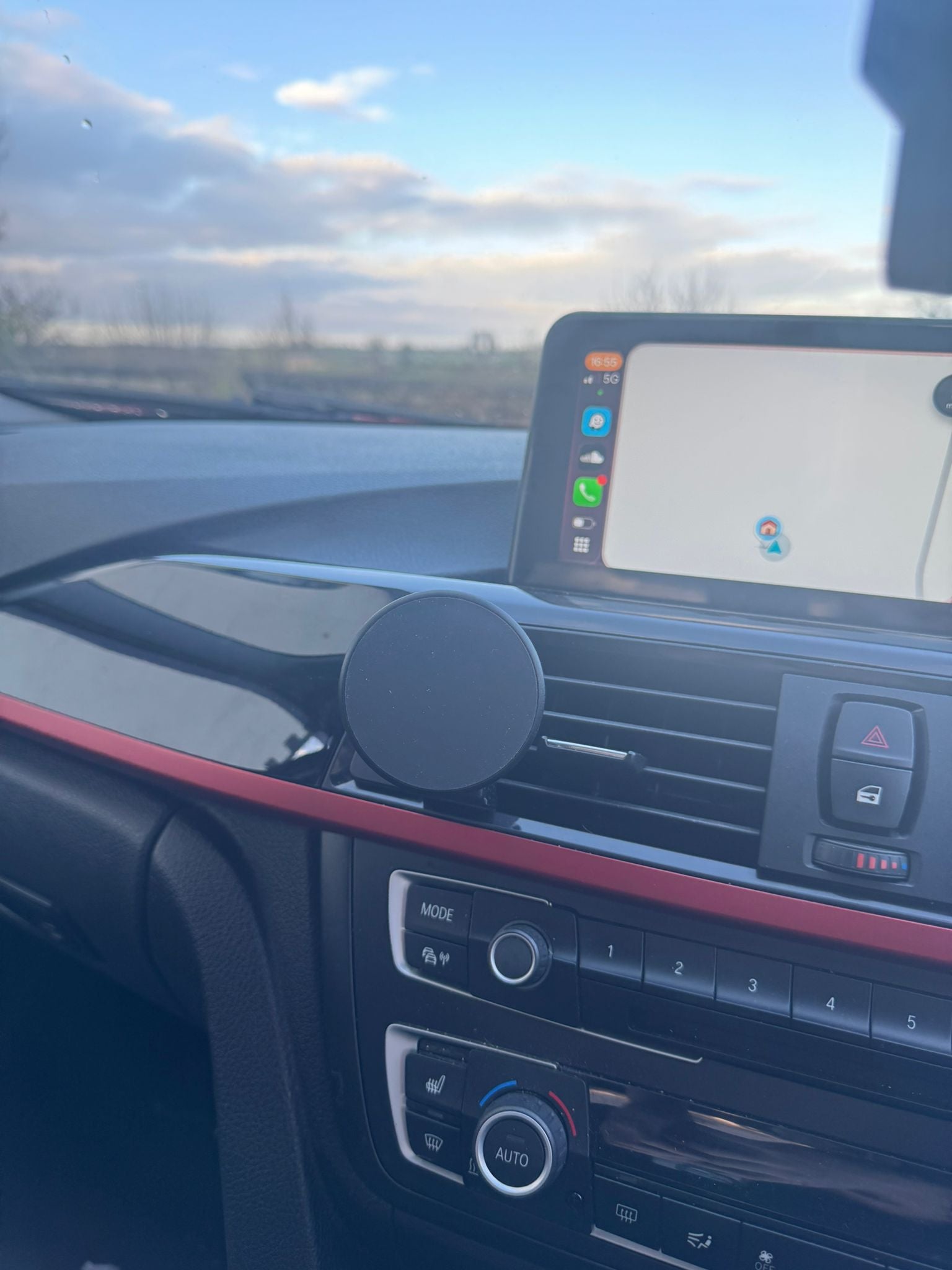 BMW 1/2/3/4 SERIES F20 F21 F22 F30 F31 F32 F33 F34 F36 F80 F82 F83 Phone Holder